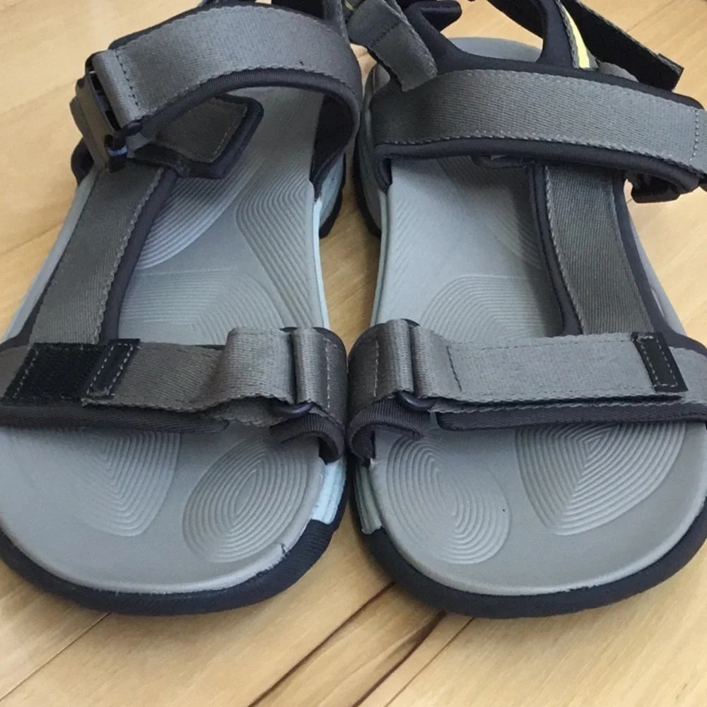 OZARK trail Outdoor Trek adjustable Ankle Strap Sandals. Men’s size 13